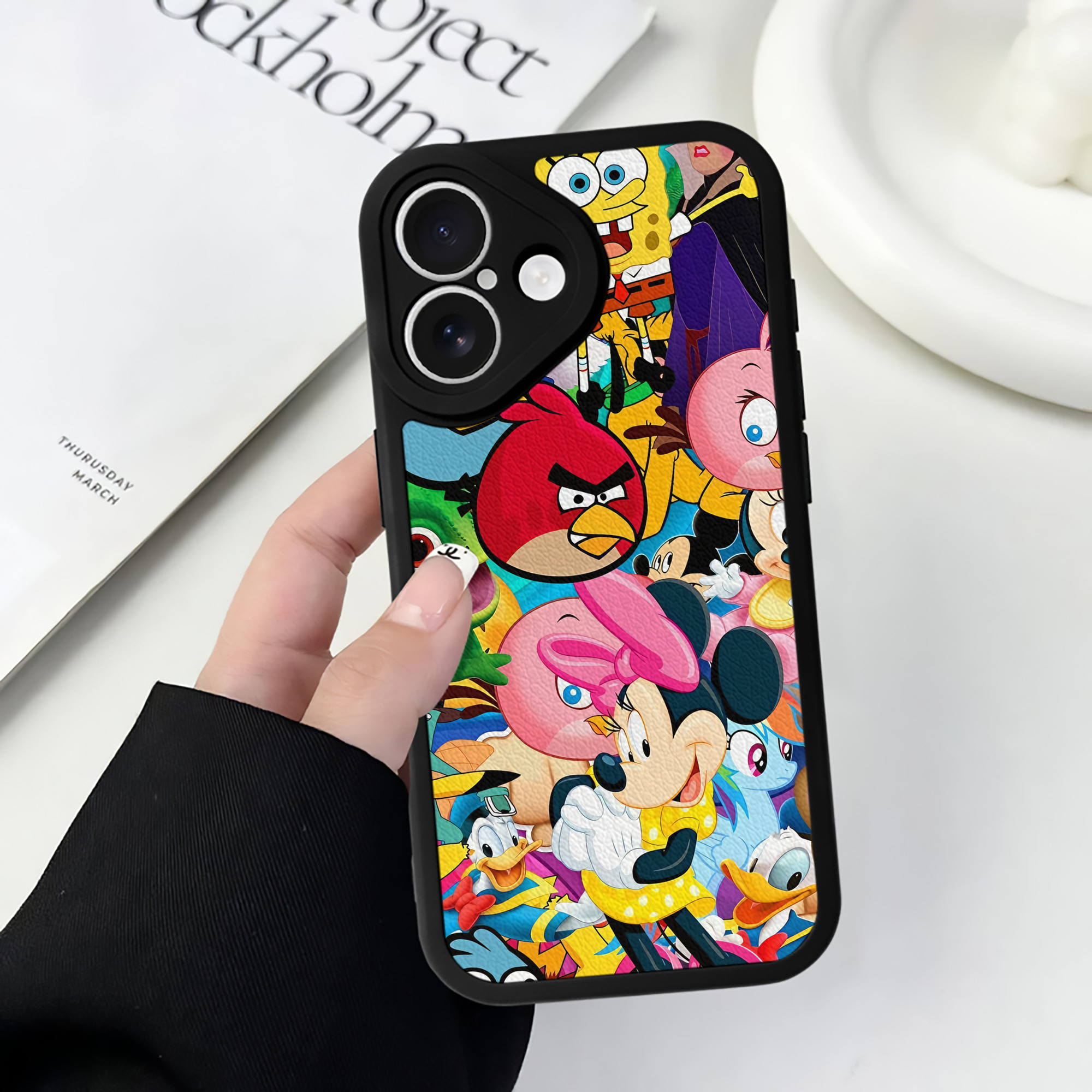 （画像用） Angry Birds アングリーバード 【iPhone 16シリーズ対応】シリコンスマホケース（レザー調） 材質：シリコン